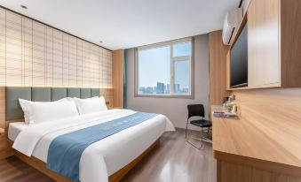 Rujia Huayi Selected Hotel (Leling Xinglong South Street Branch)