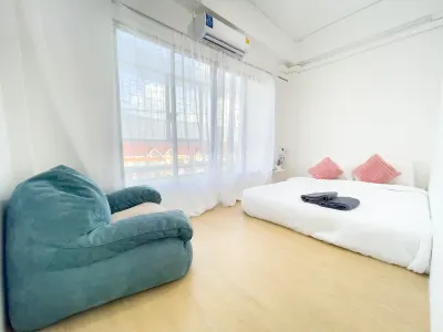 Transit Donmueang Airport Hostel Hotels near Don Mueang International Airport