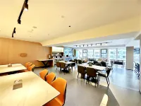 Lanzhou Business Hotel