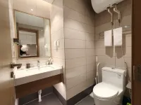 Hot Spring Homestays in Tangquan, Zunhua - موقف سيارات