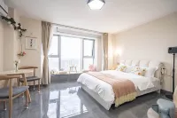 Iron Man Fashion E-sports Apartment