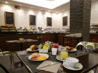 La Meridiana Bleisure Hotel - breakfast