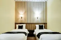 Collection O R.Sukamto Near Palembang Trade Center Mall