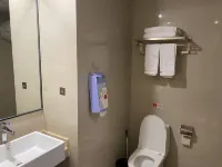 星際輕奢民宿（台州萬達廣場店） - 民宿