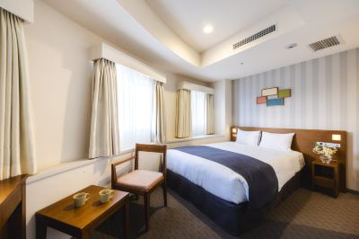 スタンダードダブルルーム(禁煙) 新宿ワシントンホテル 本館の写真