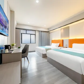 Xinyi hotel(Guangzhou Xintang Sun City Store) Hotels near apM