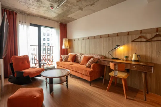 Brooklyn Blues Hotel Отели рядом с достопримечательностью «Генбокгун»