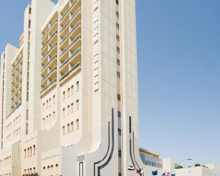 트레펜 하우스 도하 - 수크 와키프 및 마쉐레브 지하철역 옆 도하 호텔