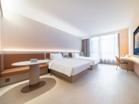 HanTing Hotel (Anyang Linzhou Hongqi Canal Avenue)