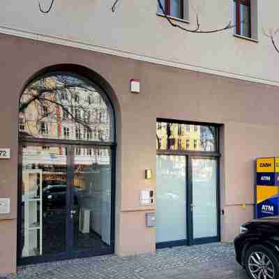 Spacious design apartment - 130 sqm - 10 guests Hotel Exterior