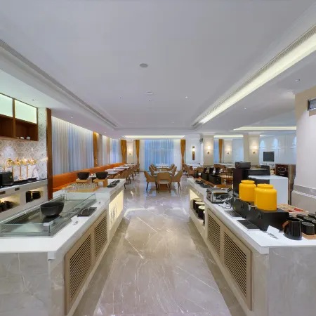 Vienna International Hotel (Rizhao West Station Kuishan Sports Center Branch）)