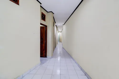 Townhouse Oak Legian Near Legian Beach Formerly Sayang Maha Merta Empfohlen Photos