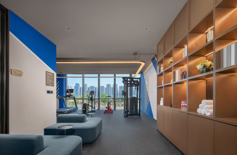 Holiday Inn Express Qingdao City Balcony by IHG photo 3