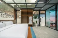 Daocheng Jifeng Hot Springs Resort Hotel