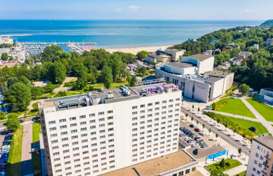 格丁尼亞中心美居酒店