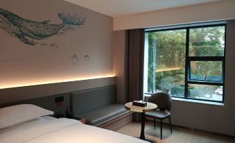 Yuman Hotel (Yuanling Chenzhou Middle Street)