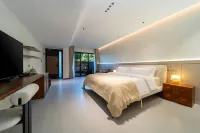 SereneLand Hotels in Chishui