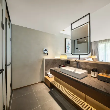 Floral Lux Hotel Changbai Mountain Deep Forest Homestay