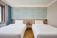 Floral Inn · Blissful Courtyard (Ulan Butong Grassland Scenic Area Branch) 커스커텅기 호텔