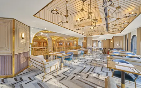 OKU Hotel Taichung Отели рядом со станцией HSR Taichung Station