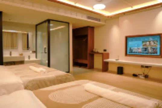 Lugu Lake Scenic Area M·S Muxiyuan Smart Homestay