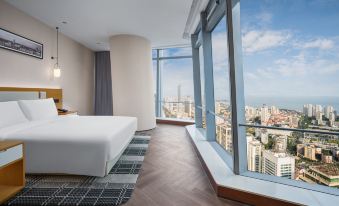 Grand Madison (Qingdao Wusi Square Sea View)