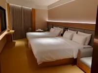 Hunchun Mingjia Hotel (Hunchun Shopping Center Seafood Street) Hotels in Hunchun