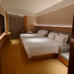 Hunchun Mingjia Hotel (Hunchun Shopping Center Seafood Street)