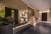Qichuan Hotel - Romantic