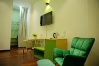 A L'Olivier Hostel