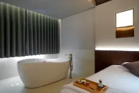 Yunmo Mantang Foot Massage Hotel (Xuanwei Meihuan Park)