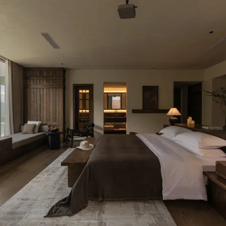 Shanshangshan • Yunyang Resort (Shuangqiao Valley Scenic Area)