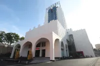 Zhao Ri International Hotel فنادق في فنغ شِن