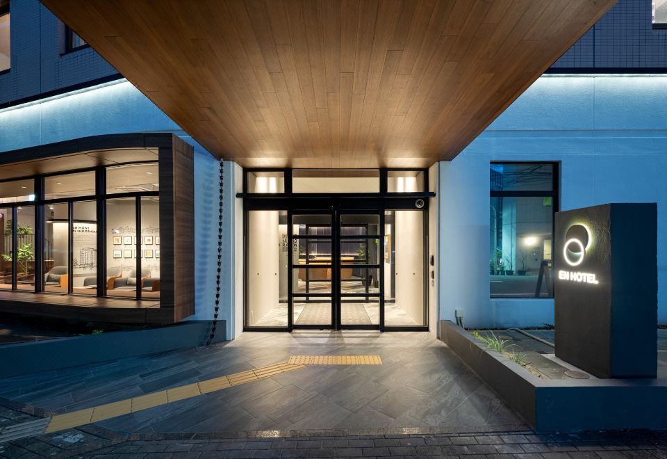 엔 호텔 히로시마의 깔끔한 로비 이미지