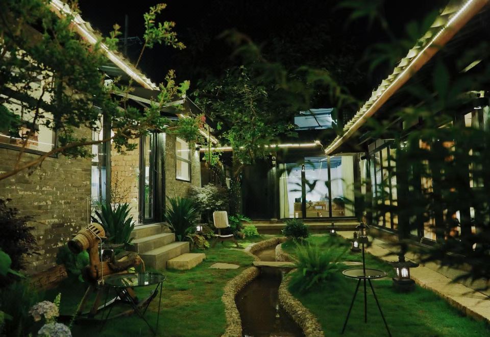 Small Yin 리조트의 아늑한 객실