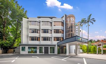 Zhuhai Junyue Bay Hotel (Seaside Park Lovers Road)