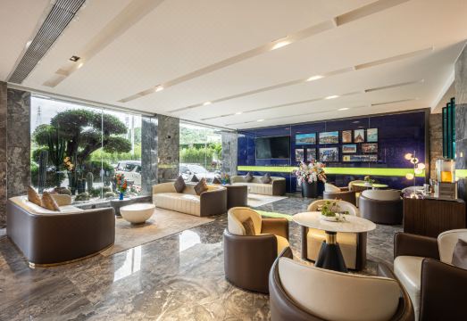 햄튼 바이 힐튼 쿤밍 남역