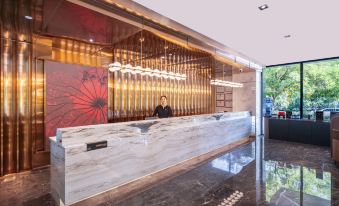 Madison Hotel, Qilihe Bridge, Lanzhou High Speed Railway Station