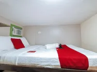 RedDoorz near KCC Mall Gensan Hotels in 