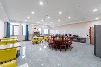 Artlong Ruiyun Hotel (Donggang Community, Jinzhai South Road, Feixi County, Hefei)