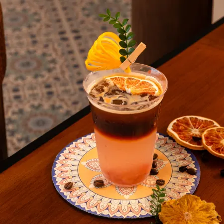 Dalian Jinse Sea View Art Homestay (Xinghai Square Branch)