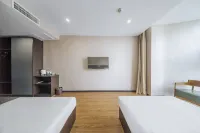 Ease Hotel (Yanji Department Store)