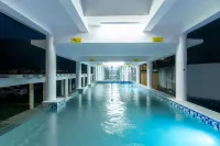 Mo Niuniu Cute Pets · Swimming Pool Stream Tracing Family-Friendly Ranch Fishing Resort Manor (Anji) - de playa