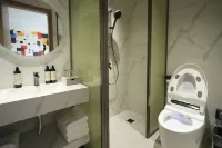 EASYINN·易住假日飯店（南昌紅谷灘萬達廣場秋水廣場店） 秋水廣場附近的飯店