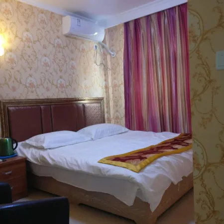 Happy Fashion Hotel