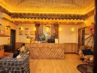Xuan'en Riverside Hotel