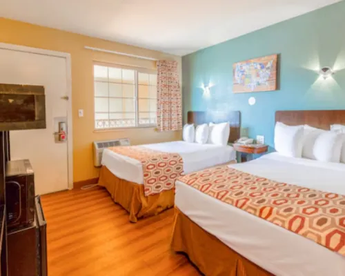 Hotel Avenida - Oceanside Camp Pendleton Hotels in Oceanside