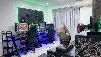 Night Owl E-sports Homestay (Sihui Yubocheng)