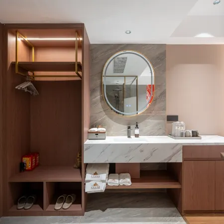 Runan Tian Zhongshan Hotel