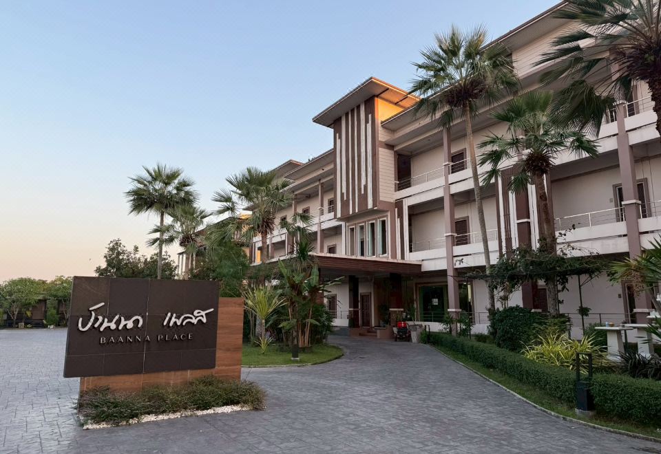 Baanna Place - Housity